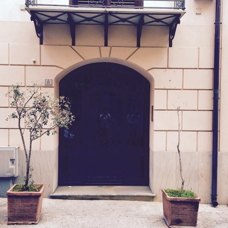 La Casetta Al Massimo By Domusicily Palermo Rom bilde