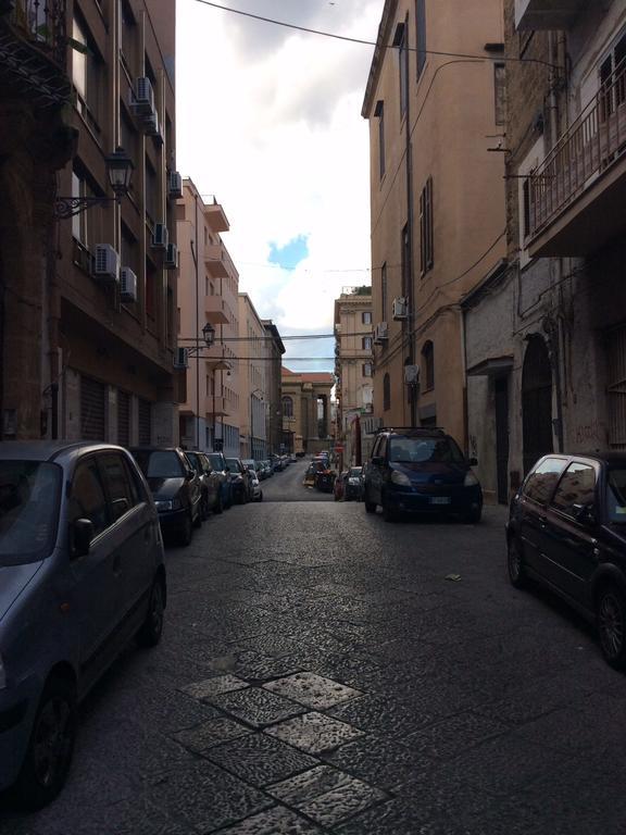 La Casetta Al Massimo By Domusicily Palermo Rom bilde